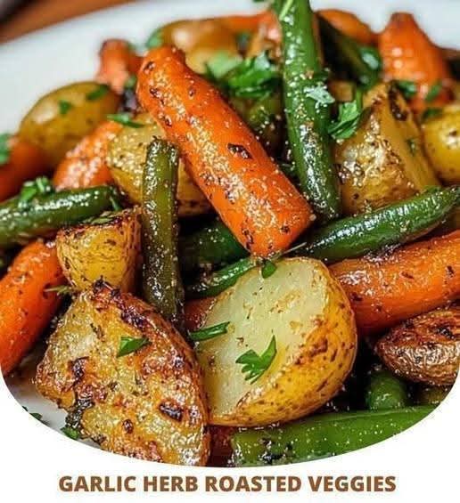 Garlic Herb Roasted Veggies – Crispy, Caramelized & Packed With Flavor