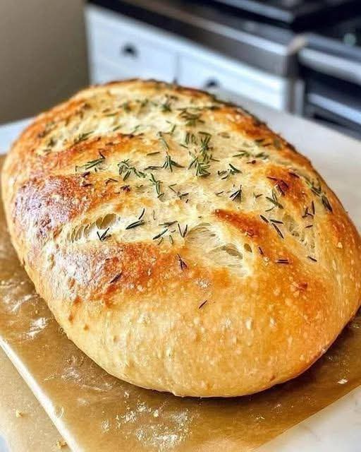 No-Knead Garlic Bread That Drives Everyone CrazyEasy,